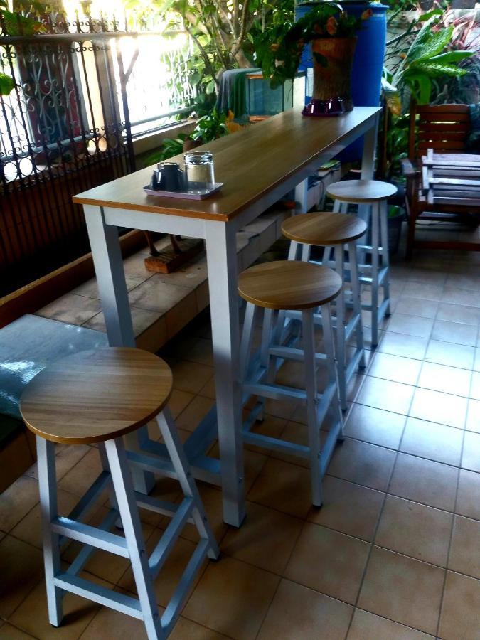 Srikrung Guesthouse Аюттхая Экстерьер фото