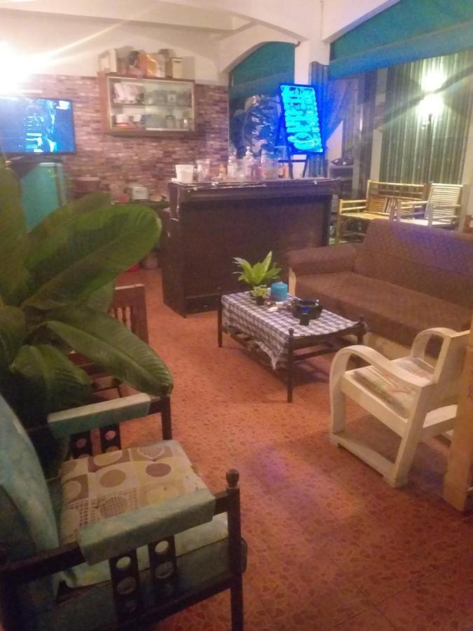 Srikrung Guesthouse Аюттхая Экстерьер фото