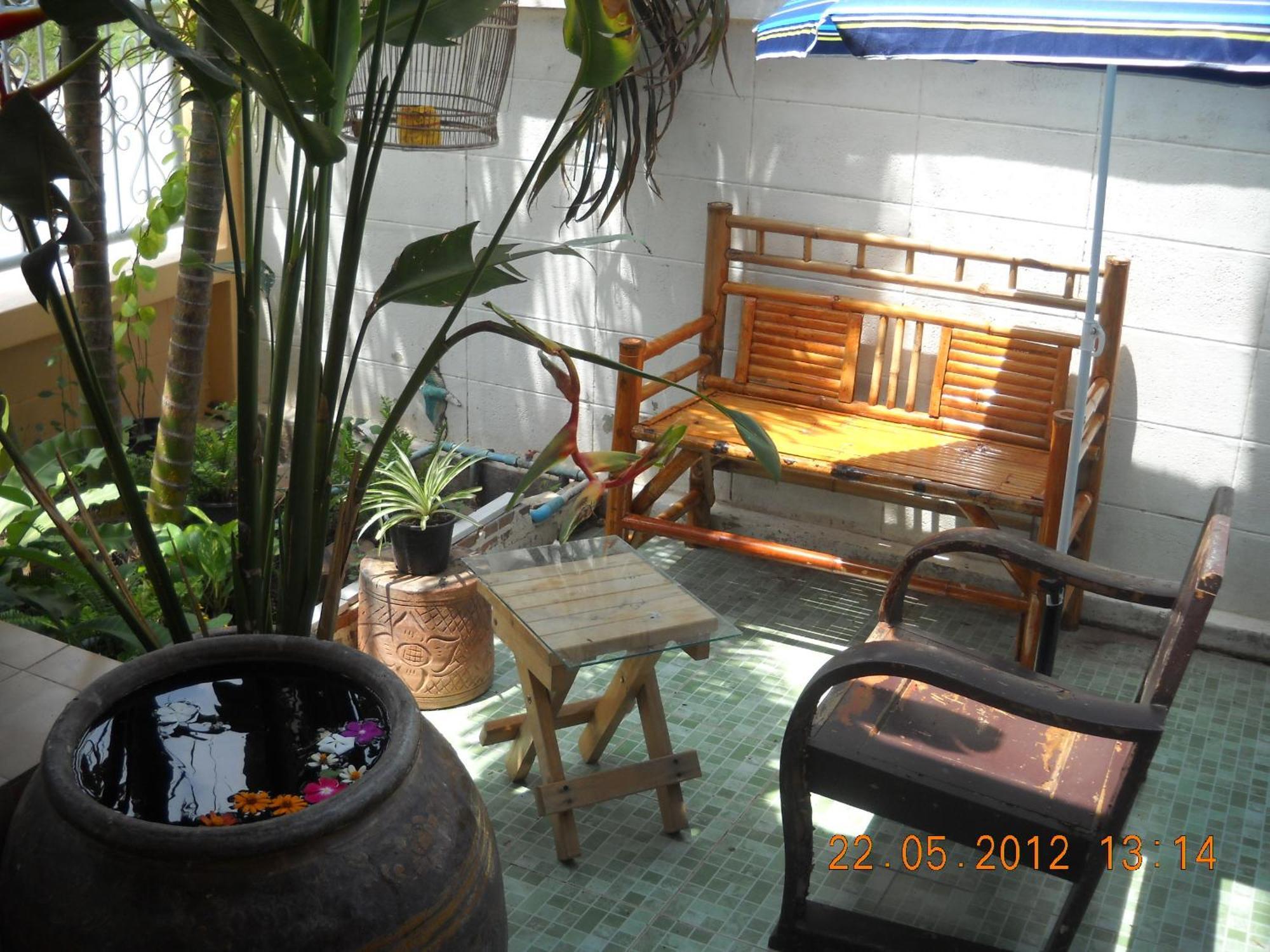 Srikrung Guesthouse Аюттхая Экстерьер фото