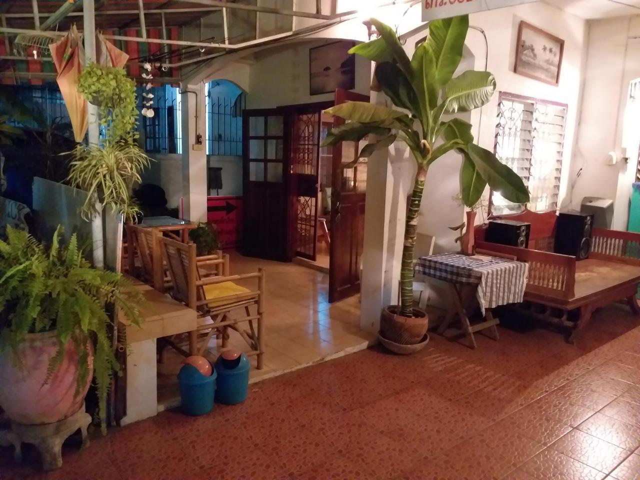Srikrung Guesthouse Аюттхая Экстерьер фото