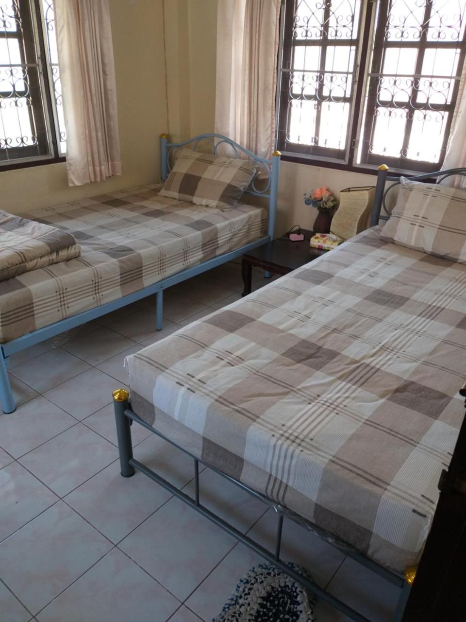 Srikrung Guesthouse Аюттхая Экстерьер фото