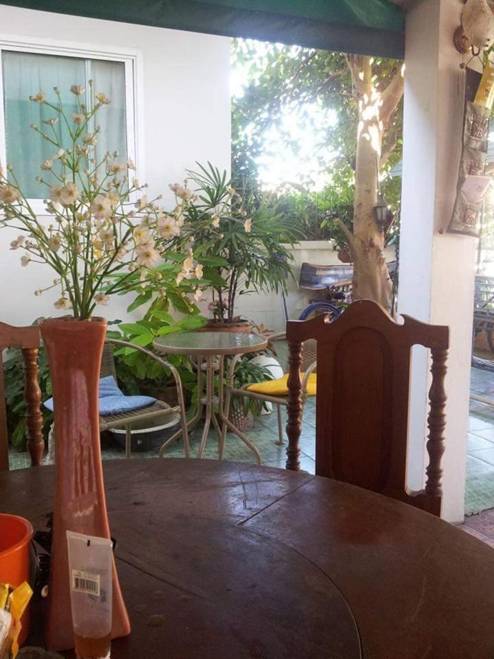 Srikrung Guesthouse Аюттхая Экстерьер фото